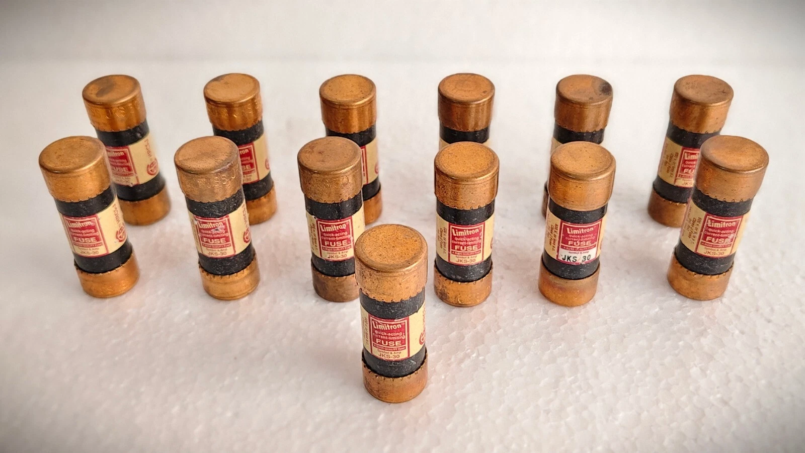 Limitron jks 30 / JKS 30 Quick Acting Current Limiting Fuse Lot of 13 Pcs